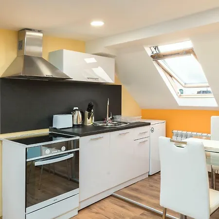 Serdika Round Tower Апартаменты